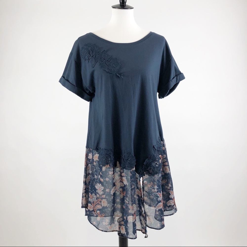Anthropologie Akemi & Kin Kris Floral Tunic